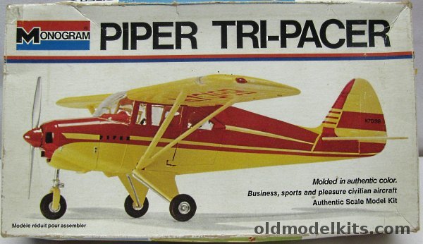 Monogram 1/32 Piper Tri-Pacer, 6822 plastic model kit